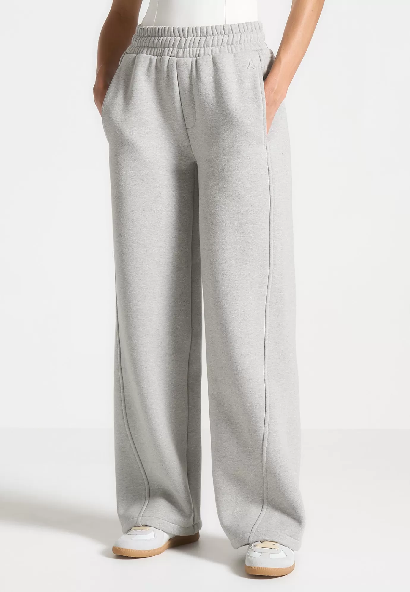 Hot Éternelle Relaxed Joggers - Tracksuits